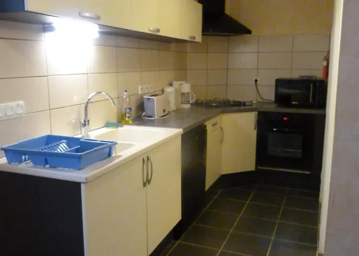 Oustalou بيت للعطل *